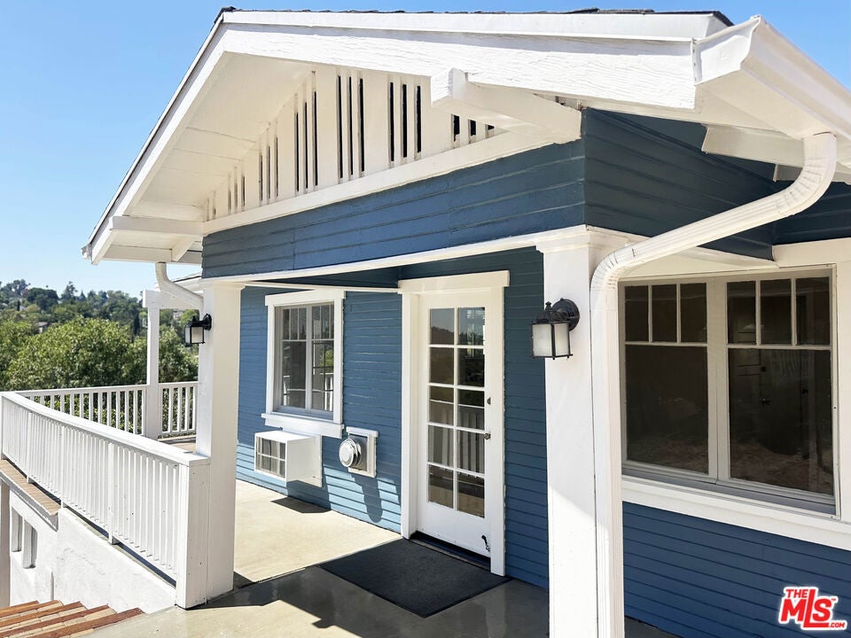 Photo of Listing #25585559