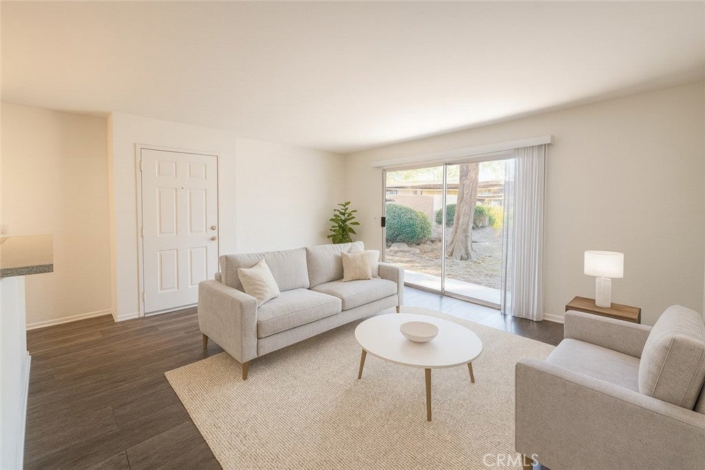 Photo of Listing #CV25196130