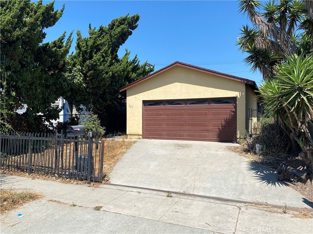 329 109th Street, Los Angeles