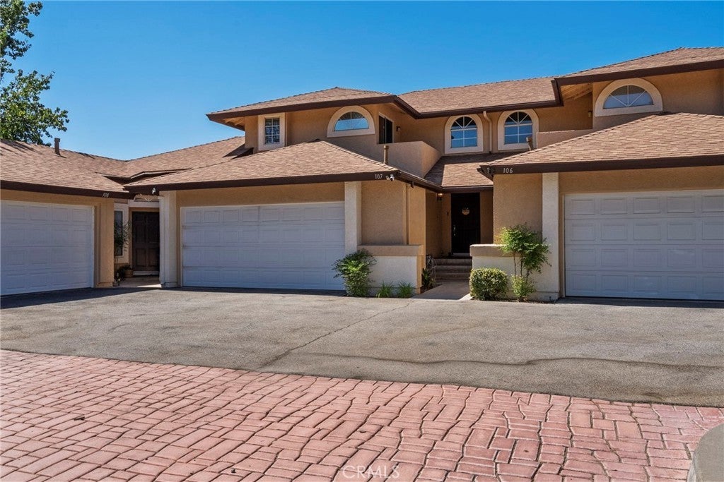 Photo of Listing #SR25196380