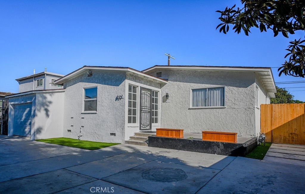 Photo of Listing #SB25190115