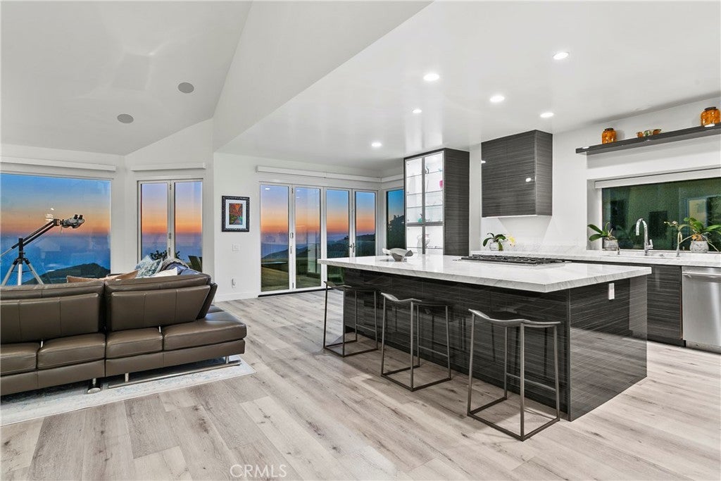 Photo of Listing #OC25195026