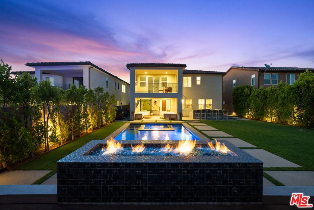 Photo of Listing #25583889