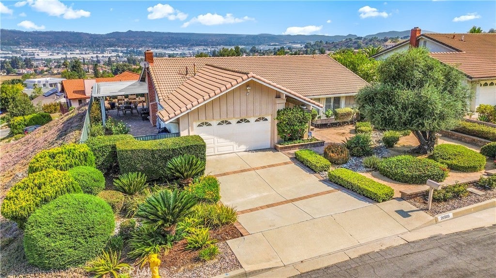 Photo of Listing #PW25186643