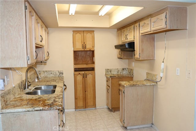 601 S Euclid Street # 4, La Habra