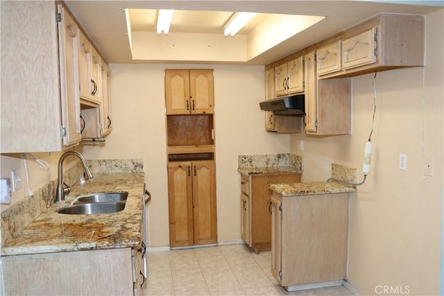601 S Euclid Street # 4, La Habra
