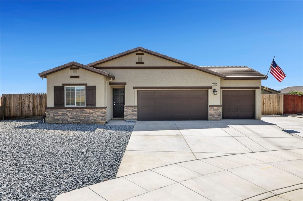 3044 Balboa Court, Coalinga