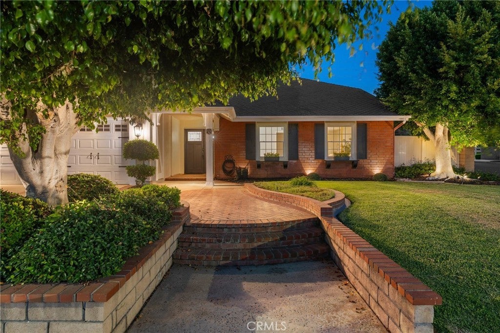 861 Red Robin Street, Orange