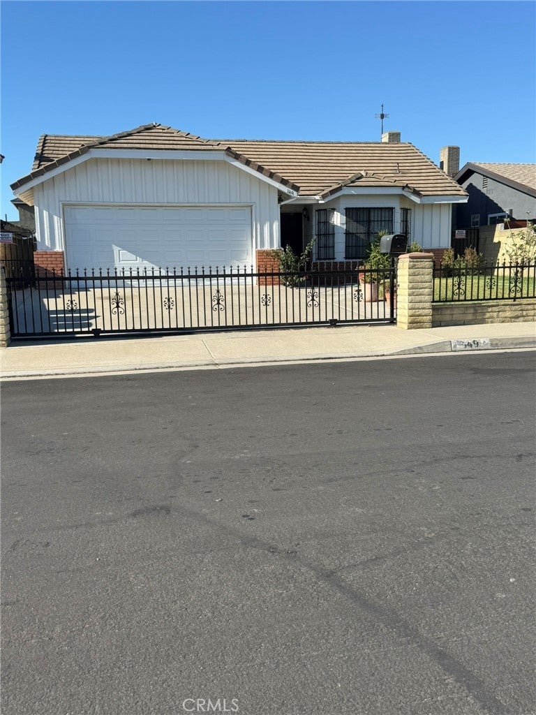 Photo of Listing #SB25198233