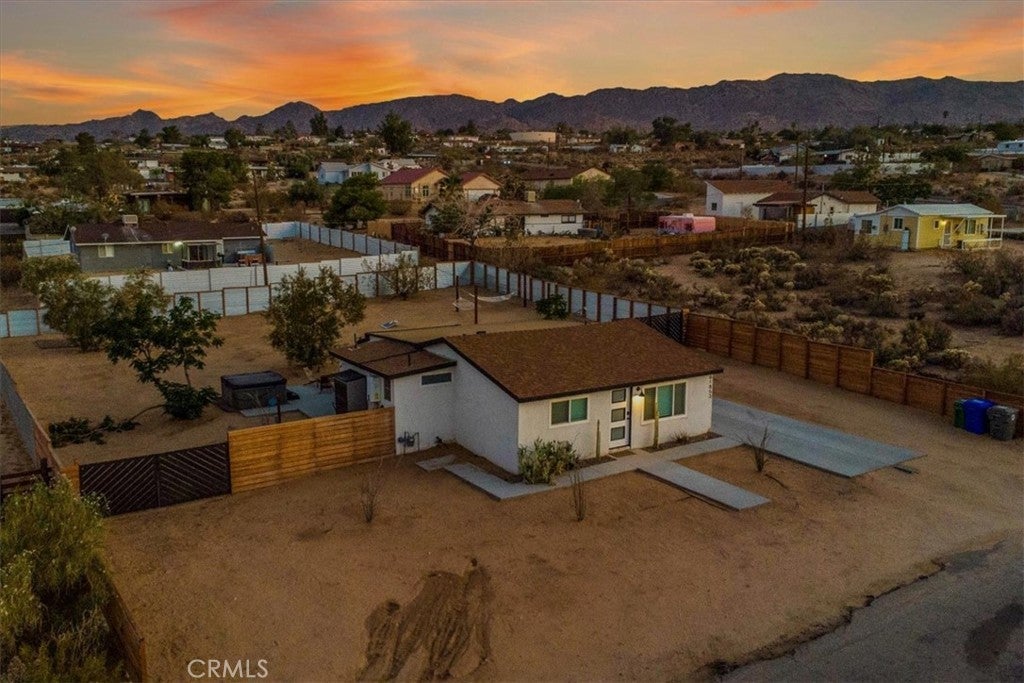 Photo of Listing #OC25198381