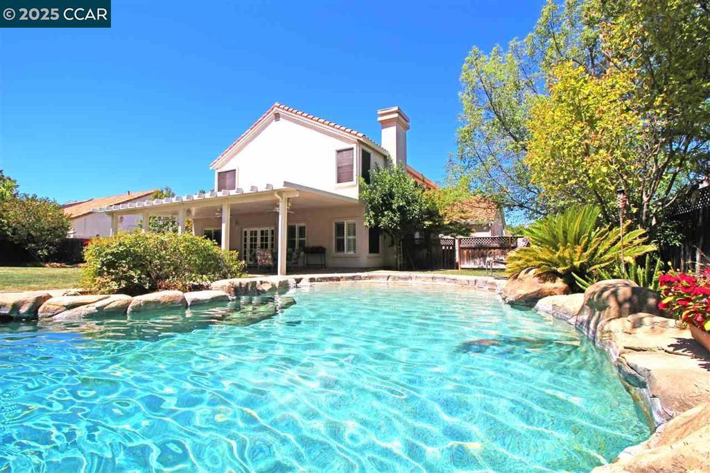 Photo of Listing #41110246