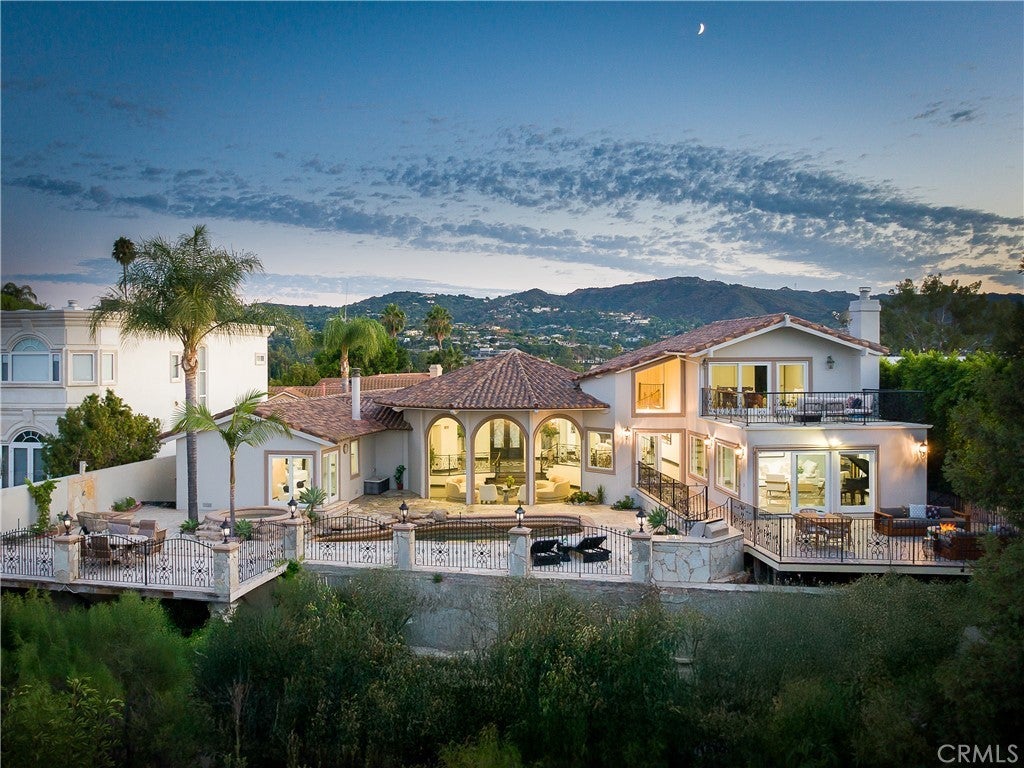 Photo of Listing #SR25198054