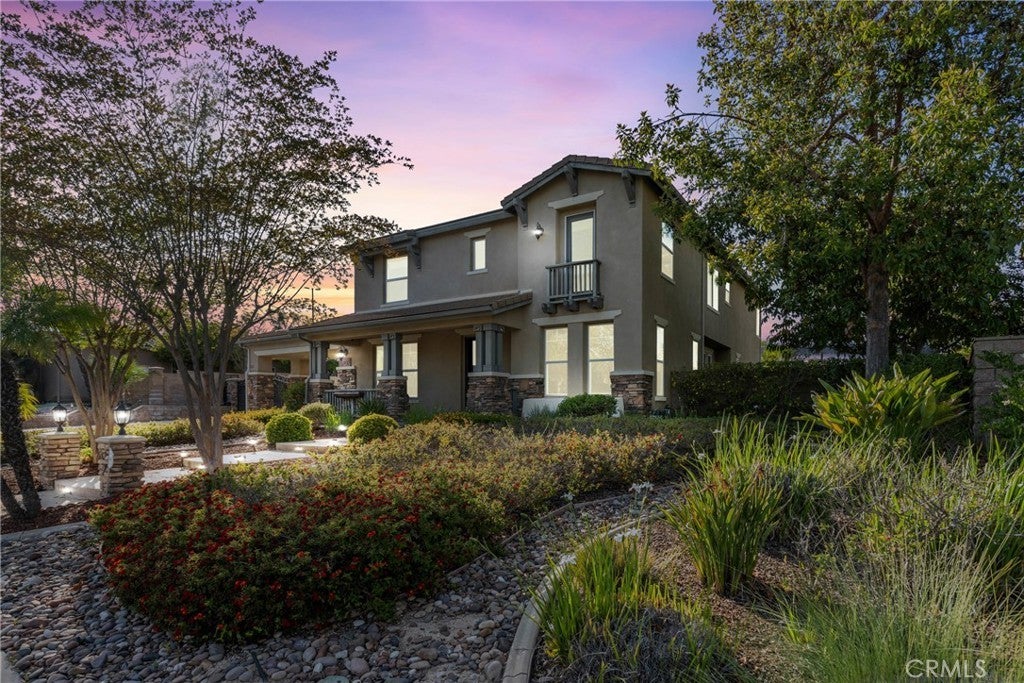 Photo of Listing #IV25198842