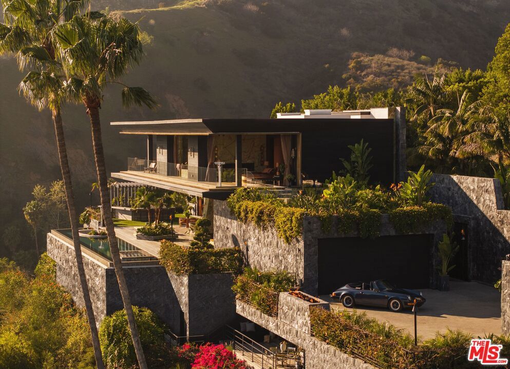 Photo of Listing #25587213