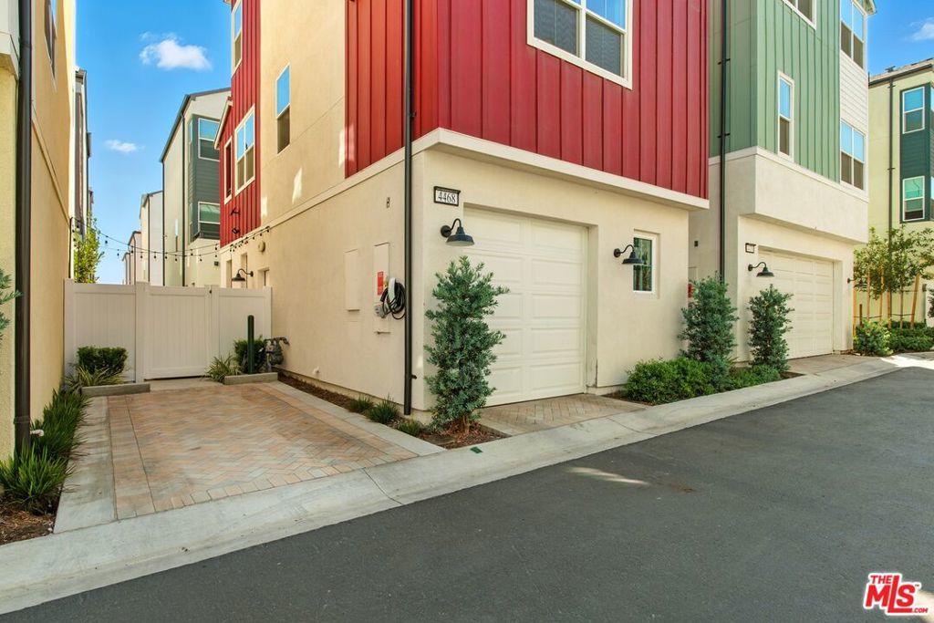 Photo of Listing #25587333