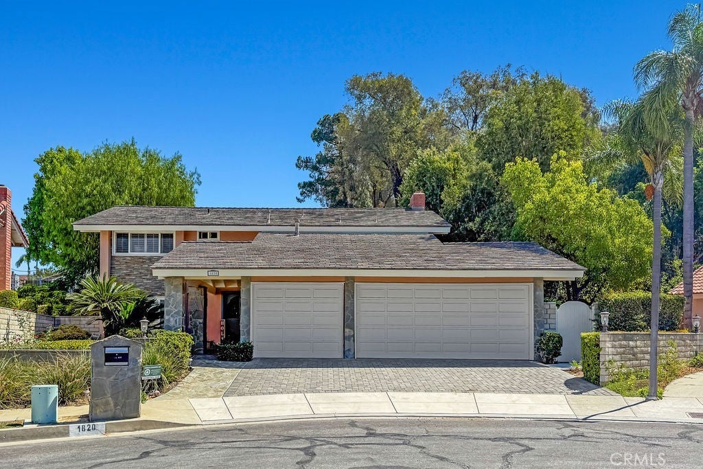 Photo of Listing #PW25194502