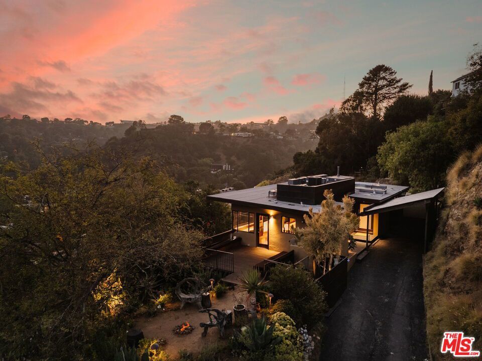 Photo of Listing #25587089