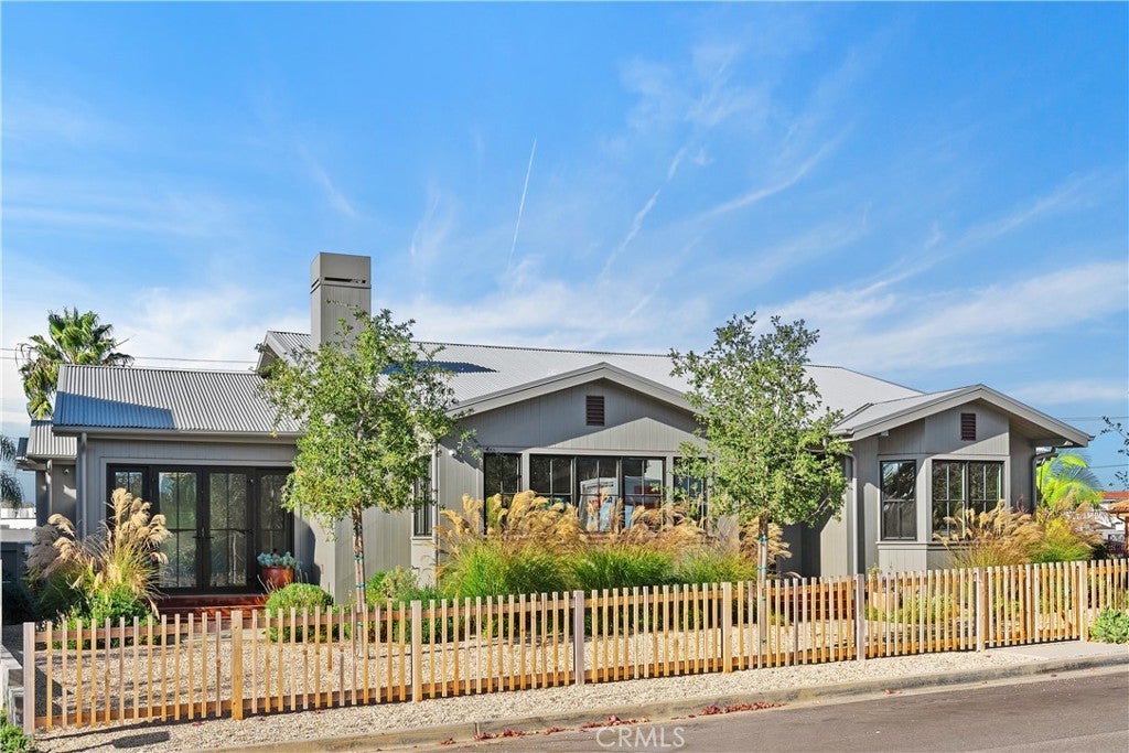 Photo of Listing #OC25199053