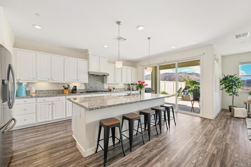 4634 Silent Knoll Drive, Fallbrook