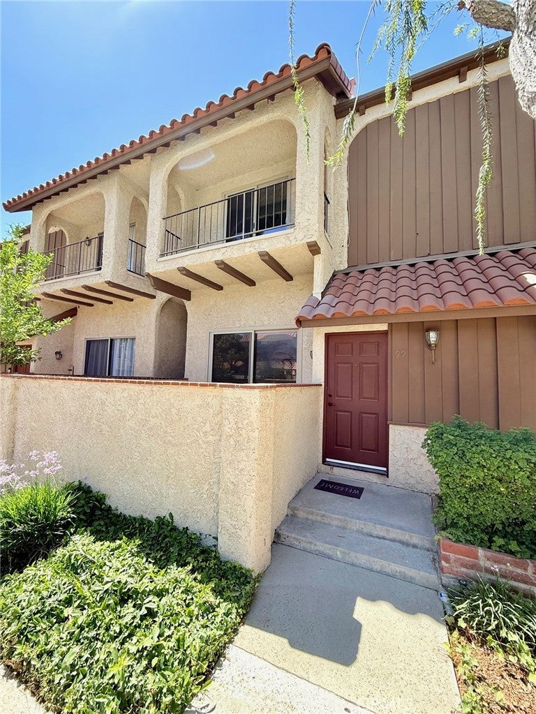 Photo of Listing #SR25199716