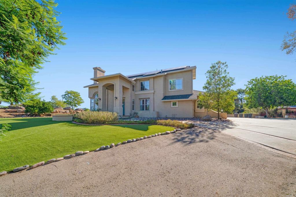 Photo of Listing #PTP2506792