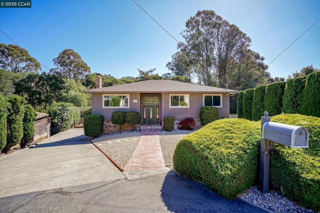 6401 Tri Ln, El Sobrante