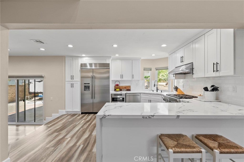 Photo of Listing #SR25199023