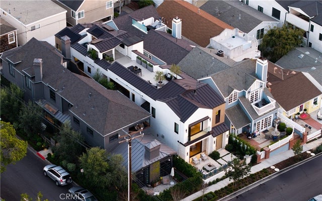 412 Heliotrope Avenue, Corona Del Mar