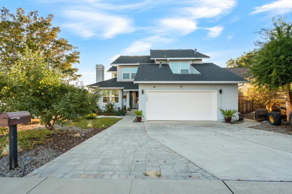 1090 Los Altos Drive, Hollister