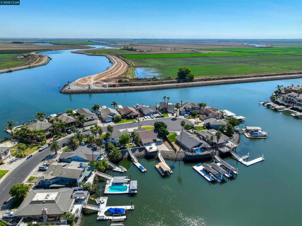 Photo of Listing #41110735