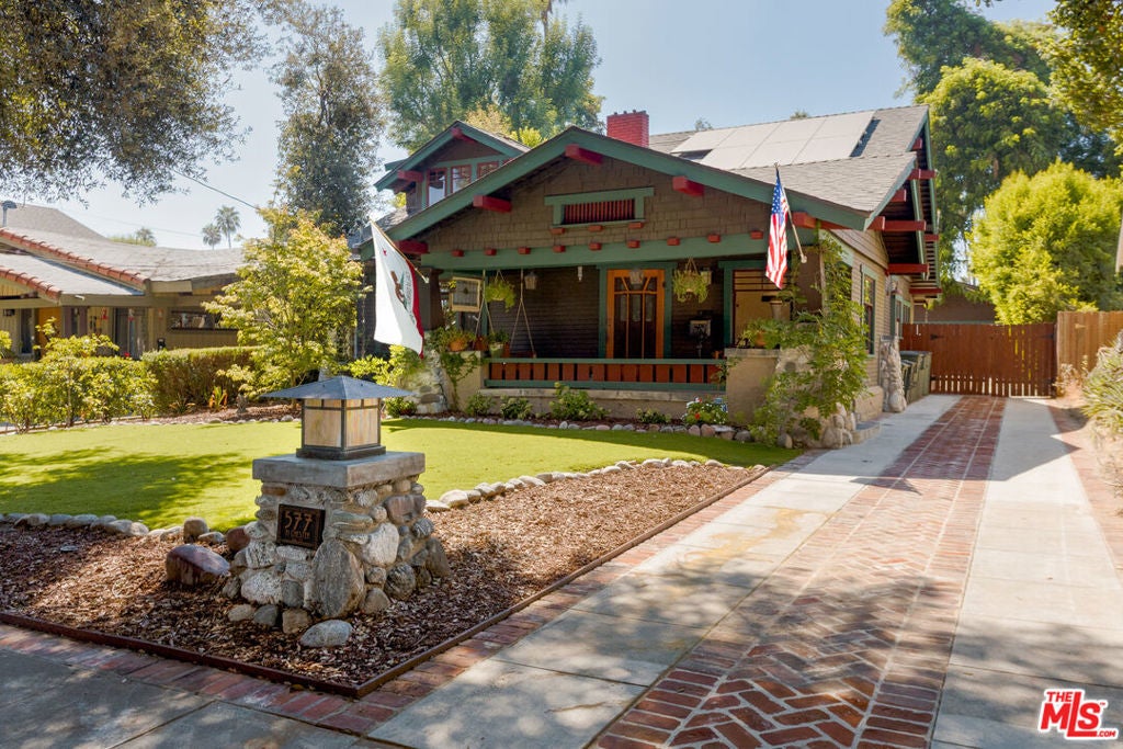 Photo of Listing #25588501