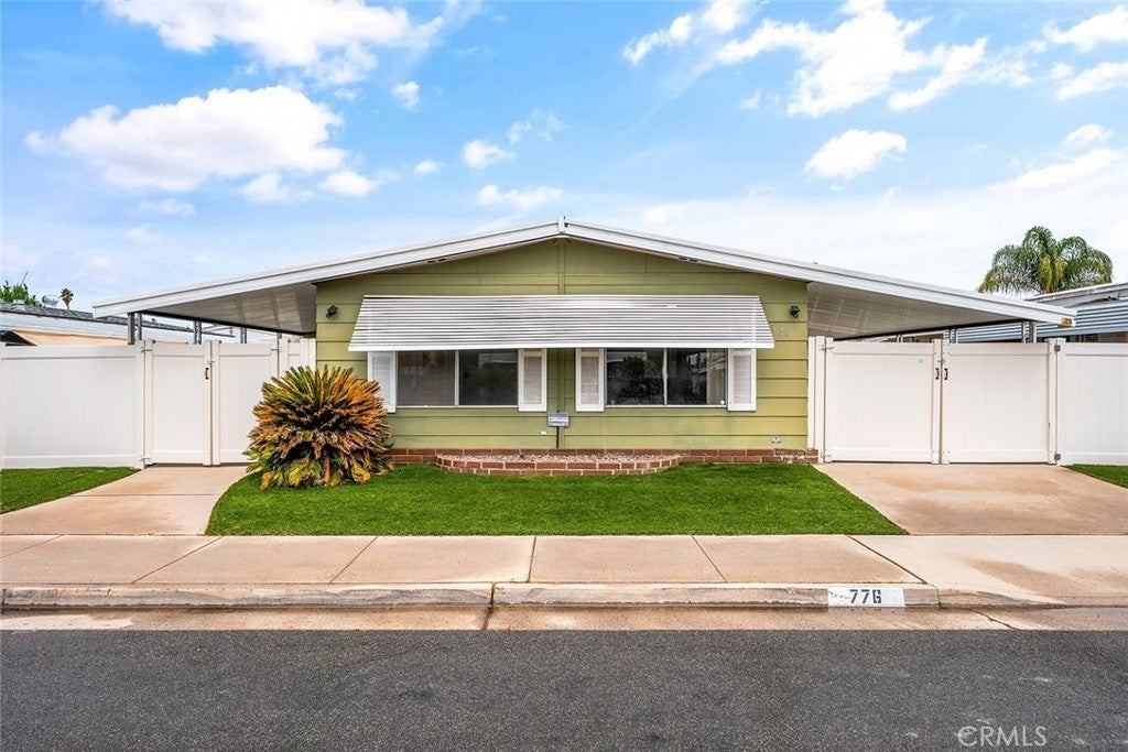 Photo of Listing #SW25202095