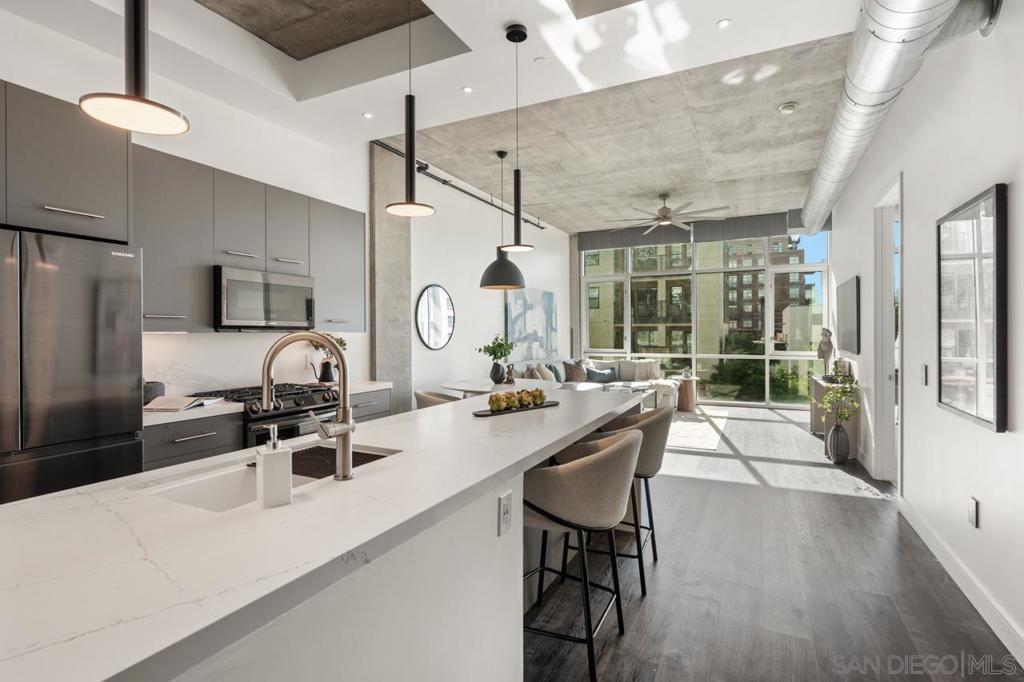 1025 Island Ave # 402, San Diego