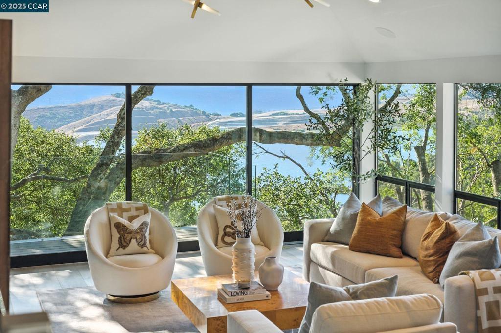 Photo of Listing #41110816