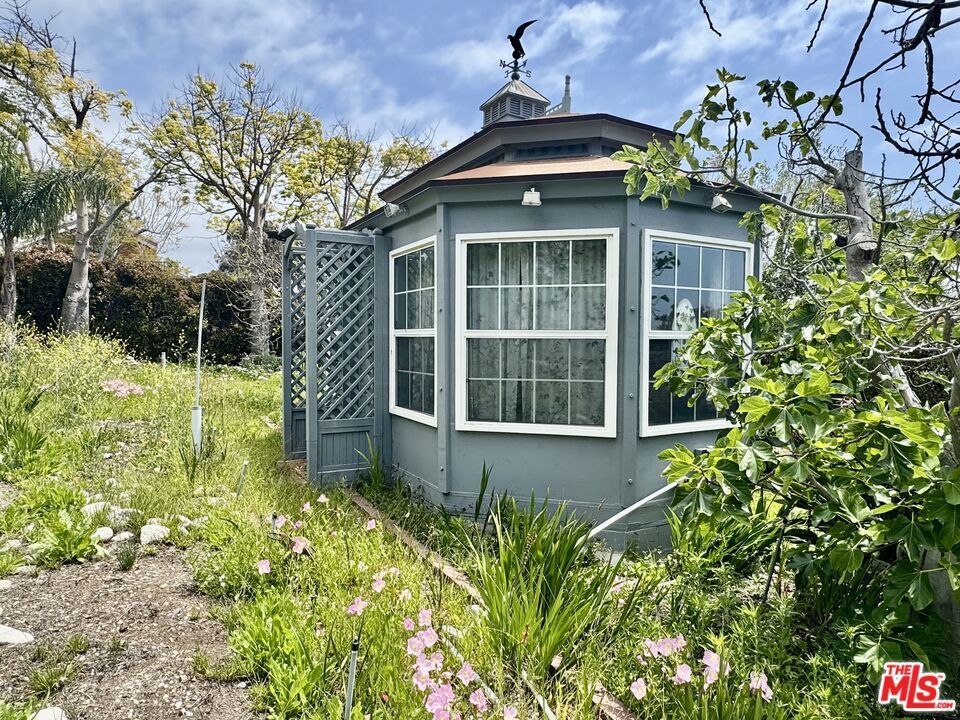 Photo of Listing #25589283