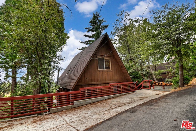 Listing photo for 26631 Valley View Drive, Rimforest, CA