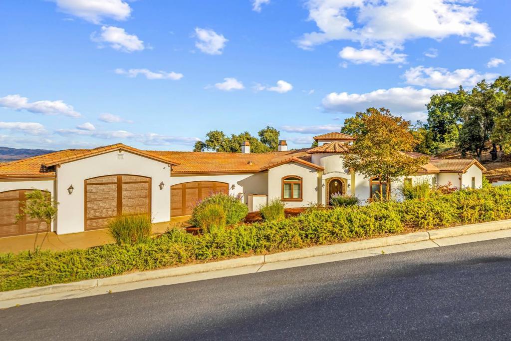 Photo of Listing #ML82020843