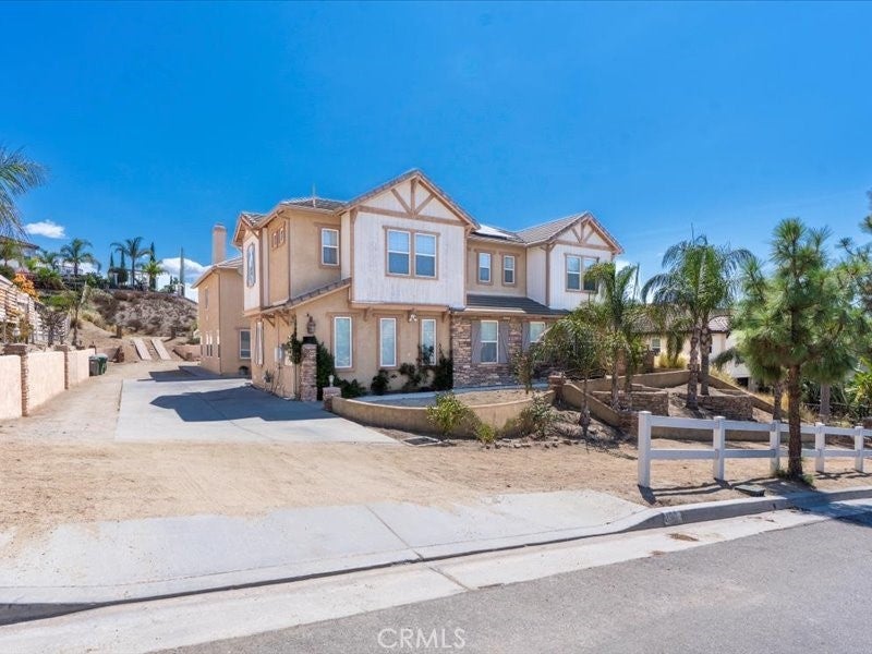 Photo of Listing #IG25207438