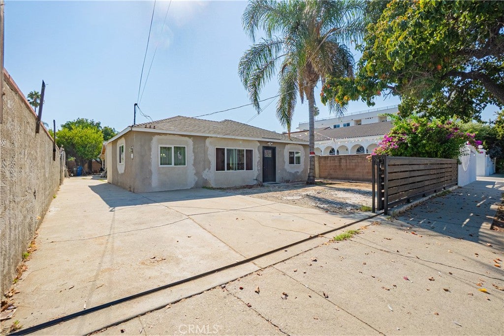 Photo of Listing #SB25207602