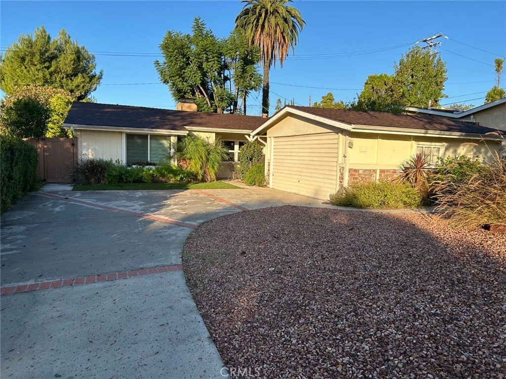 Photo of Listing #NP25207839