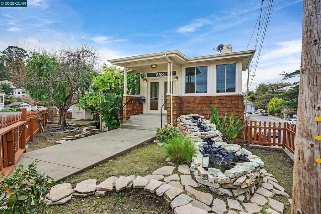 2581 Charles Ave, Pinole