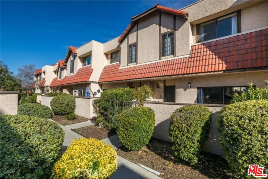 Photo of Listing #25588425