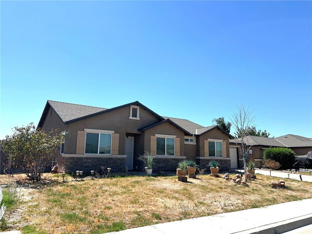 2127 Tule River Avenue, Corcoran