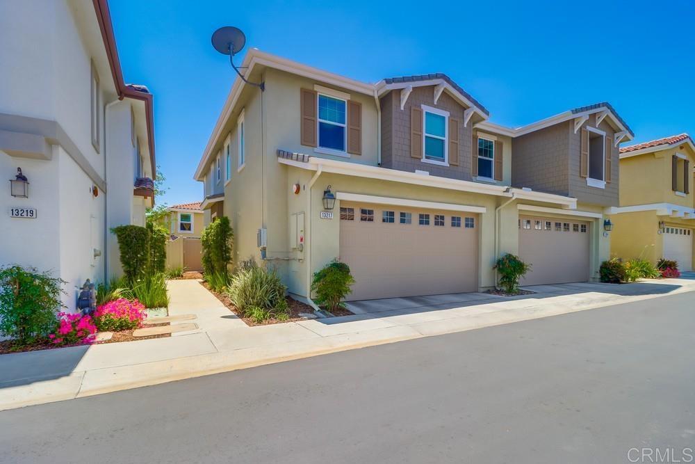 13217 Midnight Star Way, Lakeside