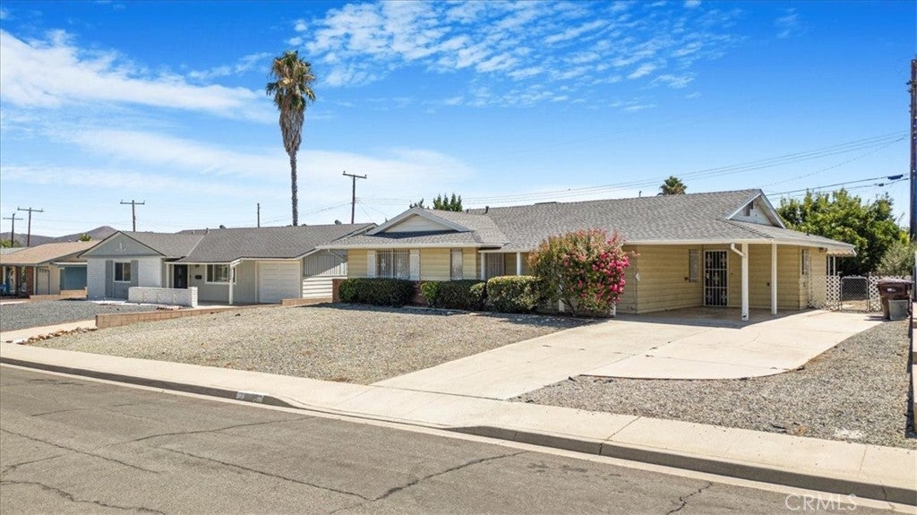 Photo of Listing #SW25213721