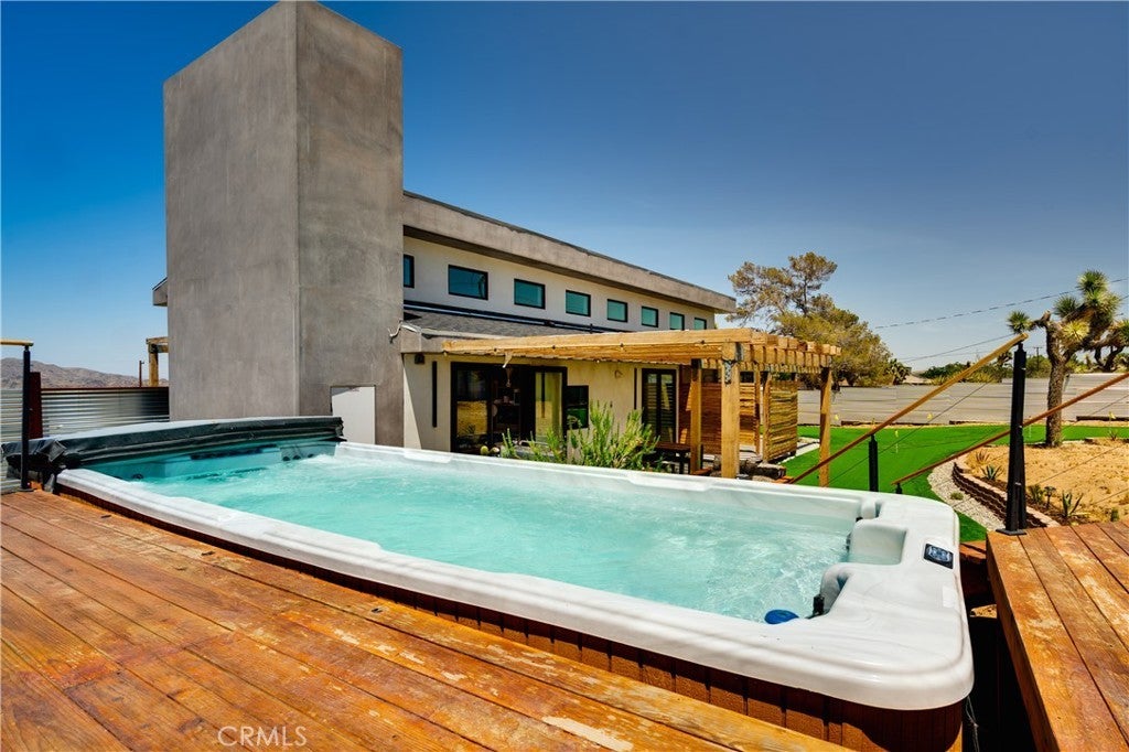 Photo of Listing #TR25214048