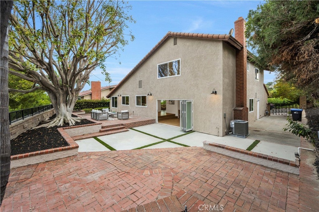 27662 Esla, Mission Viejo