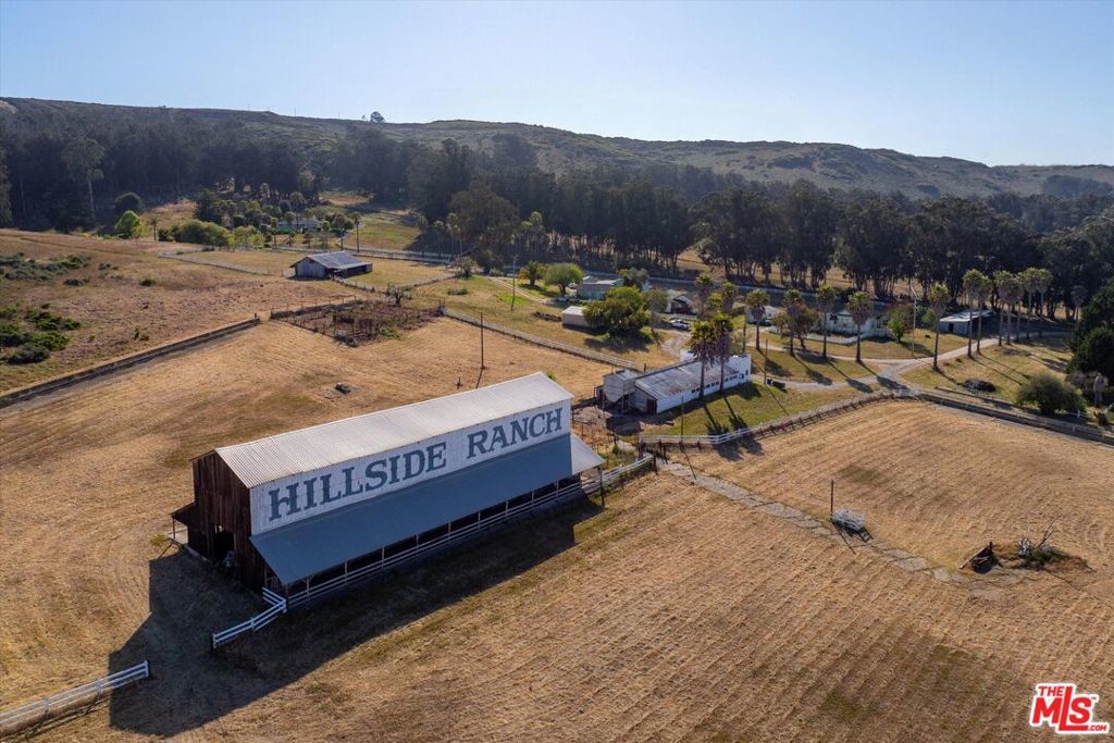 Photo of Listing #25589275