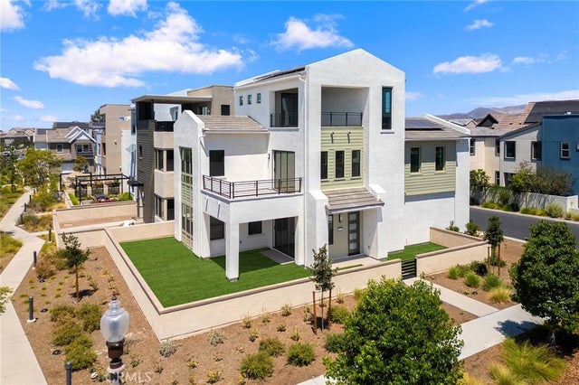 123 Bosal, Irvine