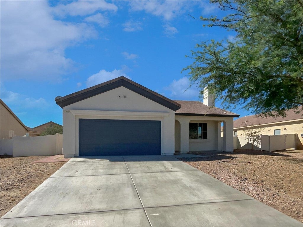 Photo of Listing #IV25209455